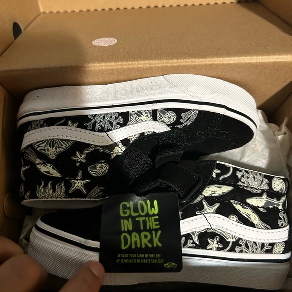 Toddler Glow Xray Ocean Black Toddler Vans size 11.5 - Picture 3 of 3